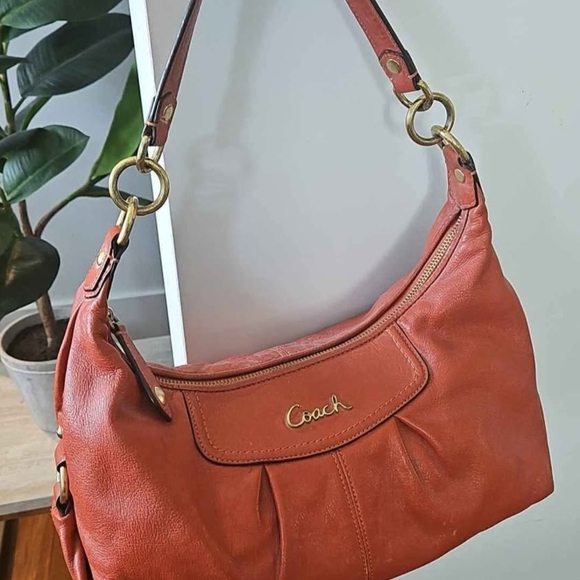 Coach Women's Coral Shoulder Bag - Picture 1 of 4